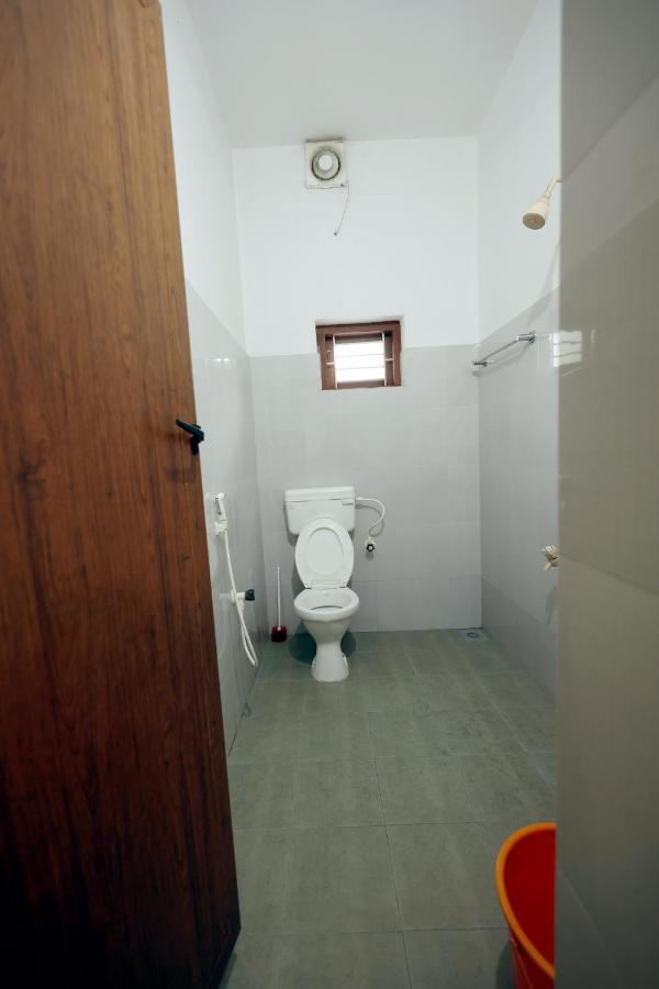 Daffodil Rooms - Non Ac Tellicherry المظهر الخارجي الصورة